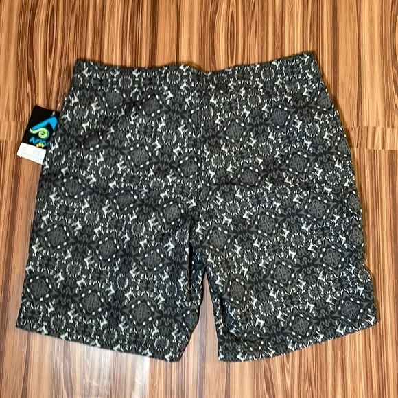 Nwt Kanu Surf Board Shorts Size 10 - Picture 6 of 9